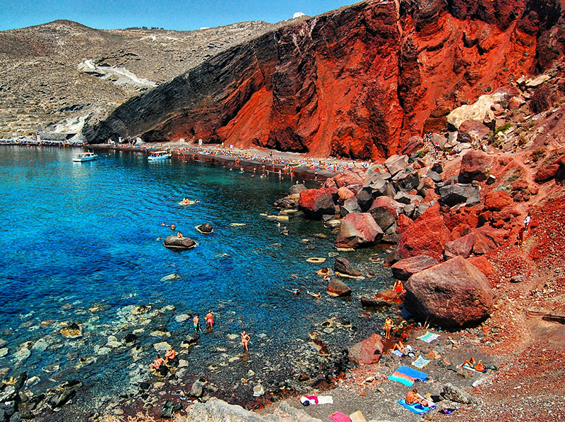 Santorini read Beach 