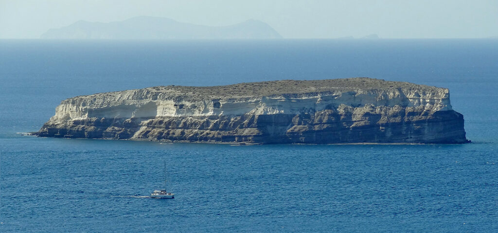 Aspronisi-Island-Santorini